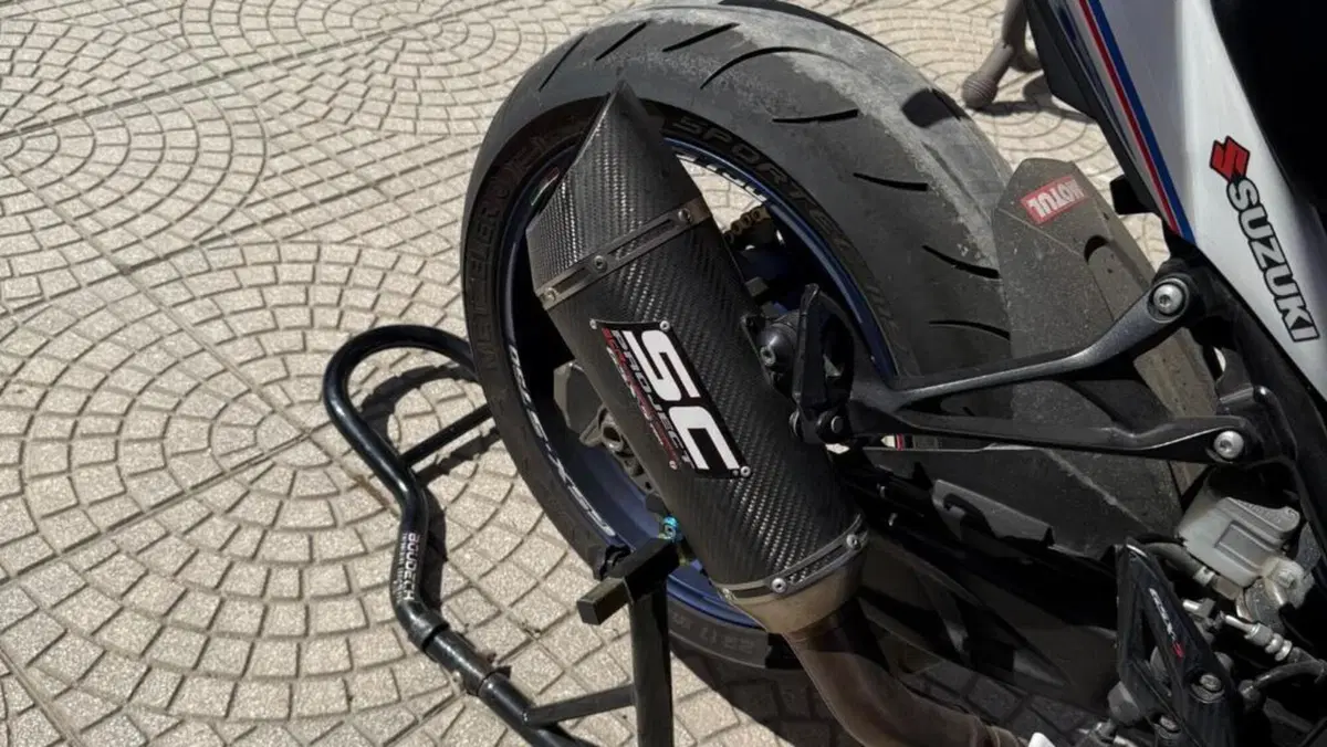 Suzuki GSX S 750 Yugen (2018 - 20)  (6)