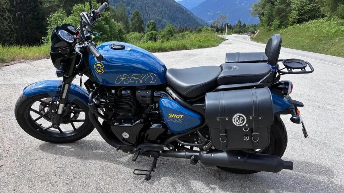 Royal Enfield Shotgun 650 (2024 - 26)  (2)