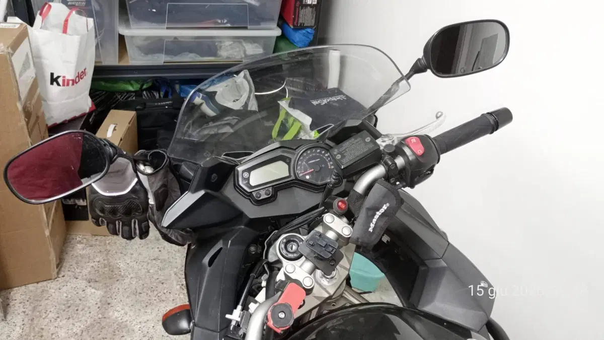 Yamaha XJ6 Diversion (2009 - 15)  (3)