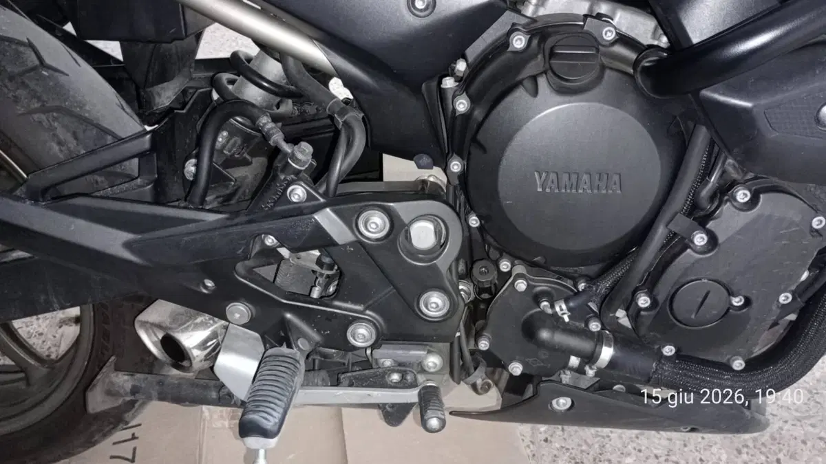 Yamaha XJ6 Diversion (2009 - 15)  (6)