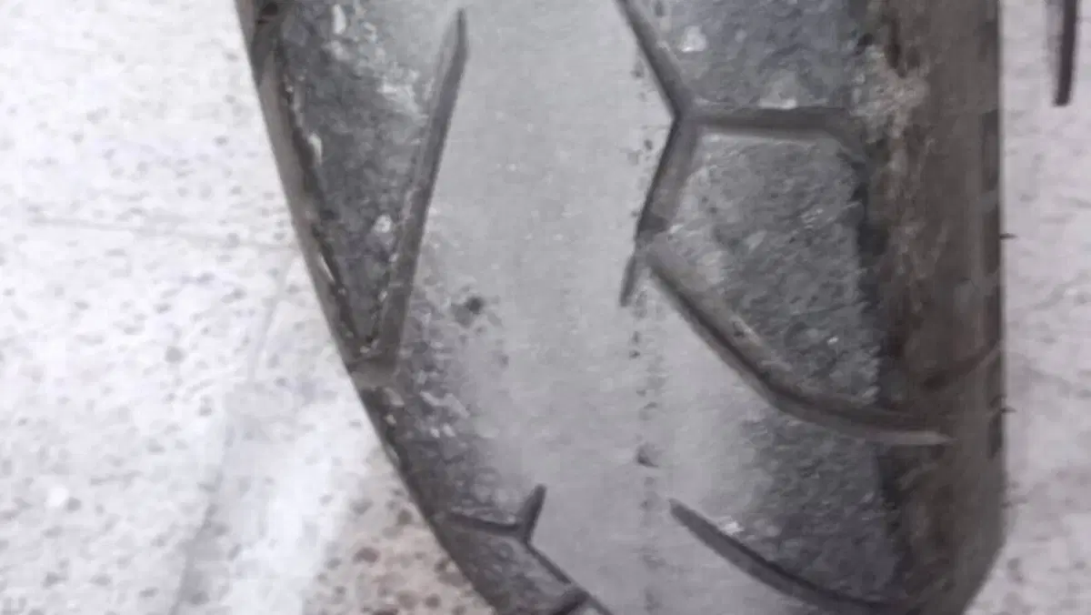 Yamaha XJ6 Diversion (2009 - 15)  (8)