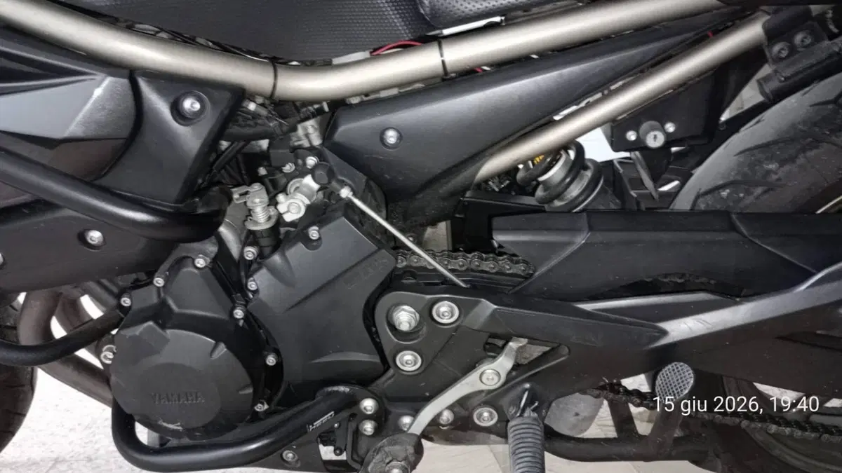 Yamaha XJ6 Diversion (2009 - 15)  (9)