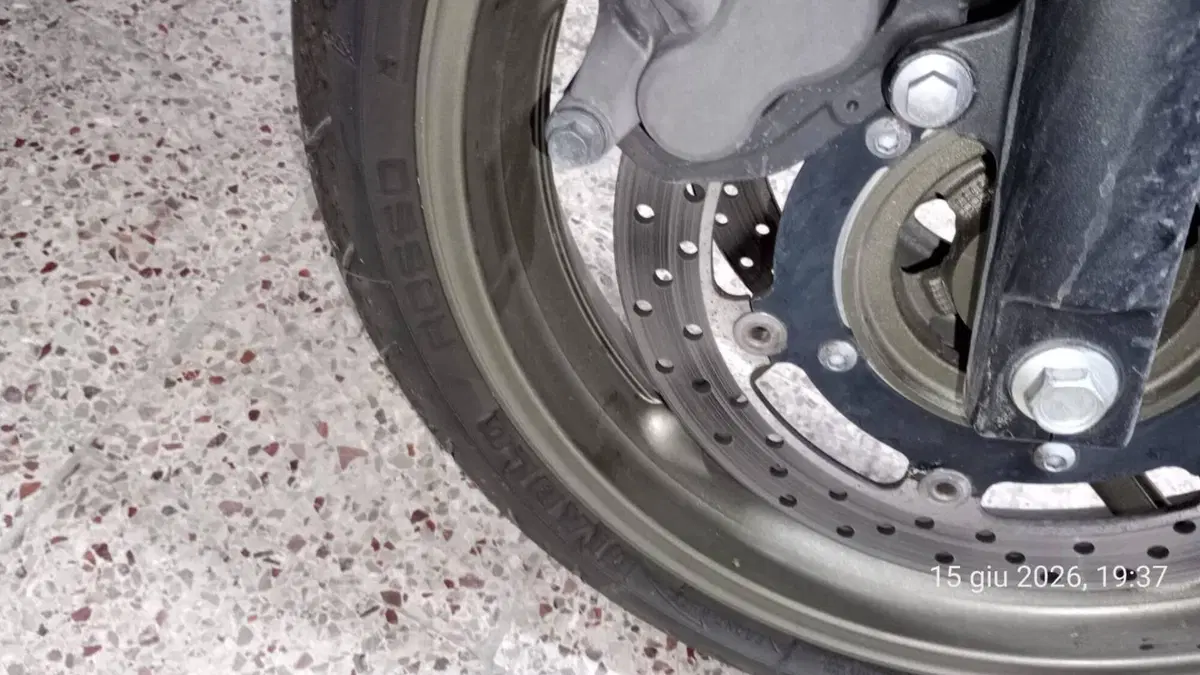 Yamaha XJ6 Diversion (2009 - 15)  (11)