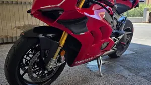 Ducati Panigale V4 S 1100 (2021)  (13)