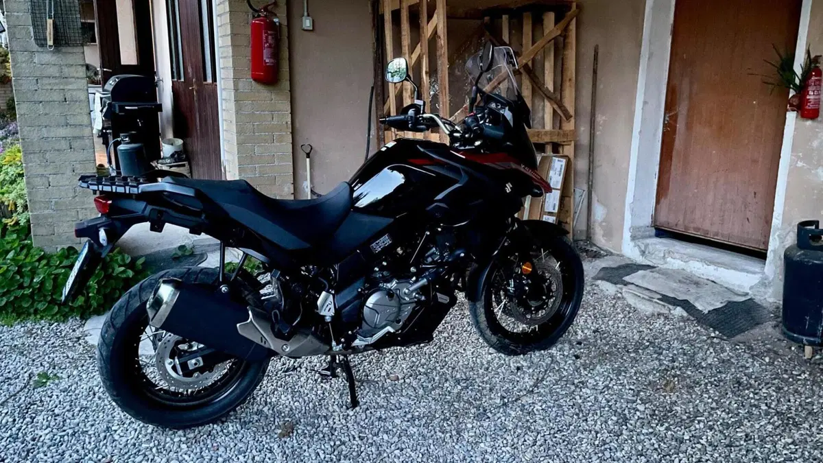 Suzuki V-Strom 650XT (2021 - 25)  (7)