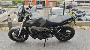 Yamaha MT-09 (2013 - 15)  (13)