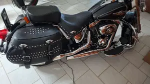 Harley-Davidson 1690 Heritage Classic (2011 - 17) - FLSTC 