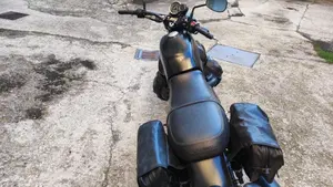 Moto Guzzi V7 III Stone (2017 - 20)  (5)