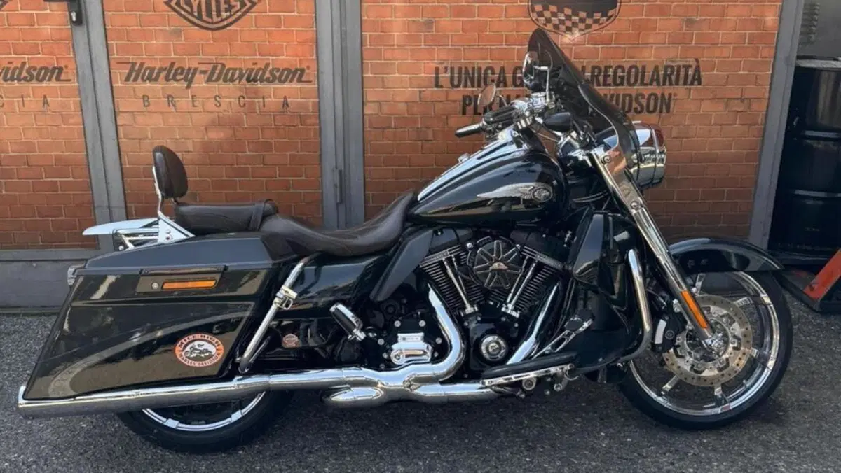 Harley-Davidson 1690 Road King (2013 - 16) - FLHR 