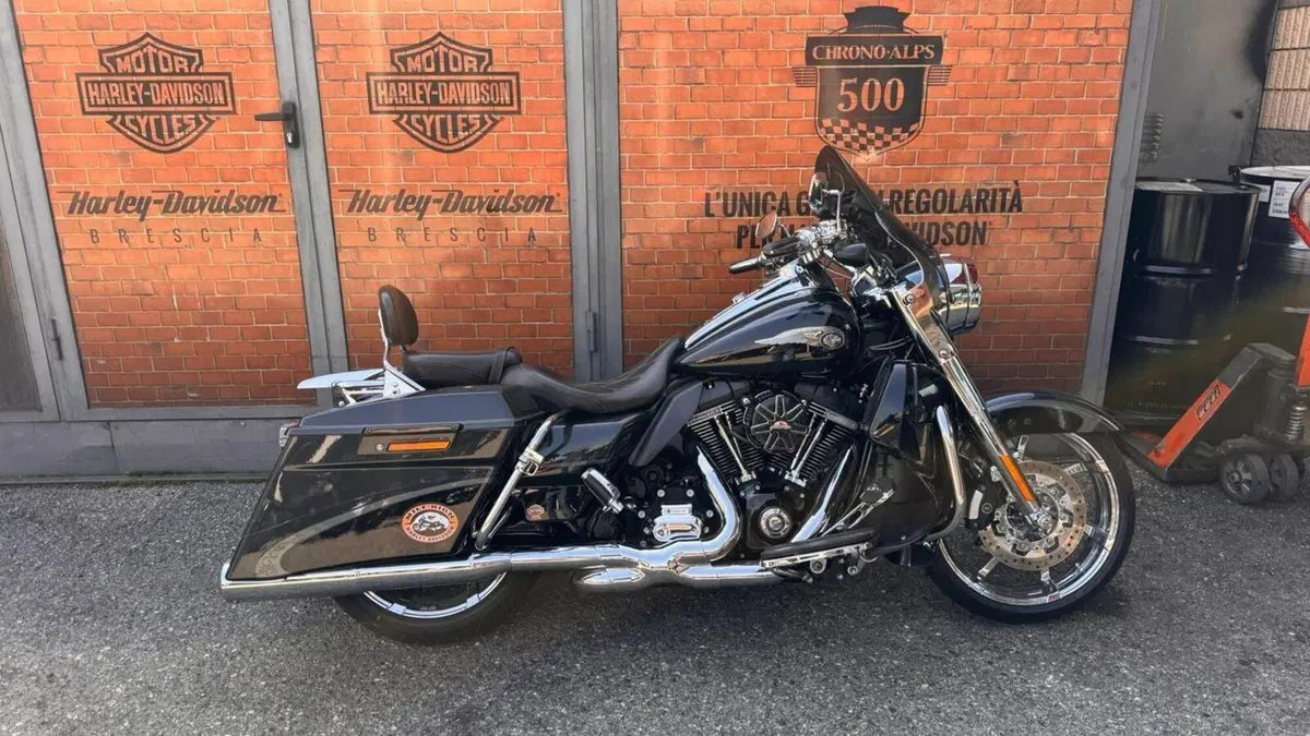 Harley-Davidson 1690 Road King (2013 - 16) - FLHR  (7)