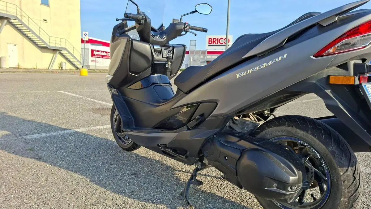 Suzuki Burgman AN 400 (2017 - 20)  (3)