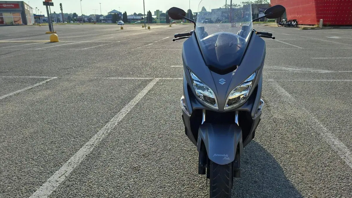 Suzuki Burgman AN 400 (2017 - 20)  (6)