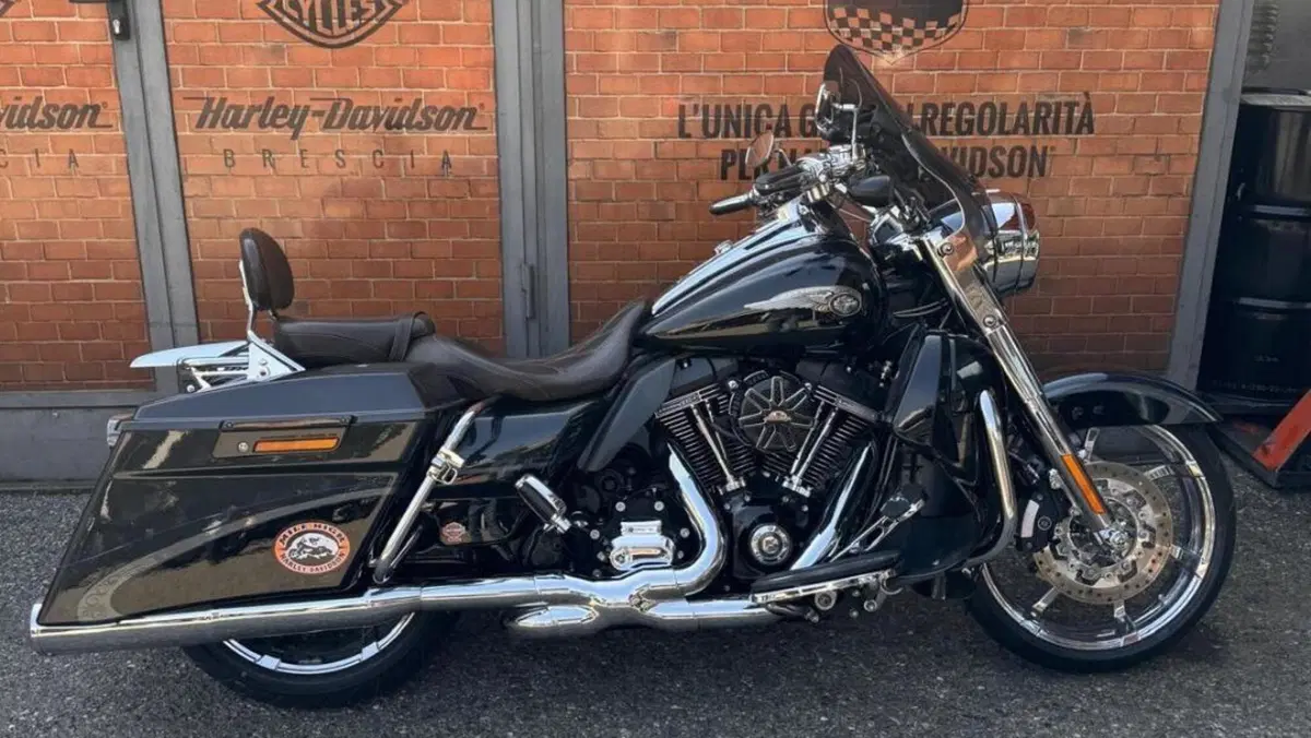 Harley-Davidson 1690 Road King (2013 - 16) - FLHR  (14)