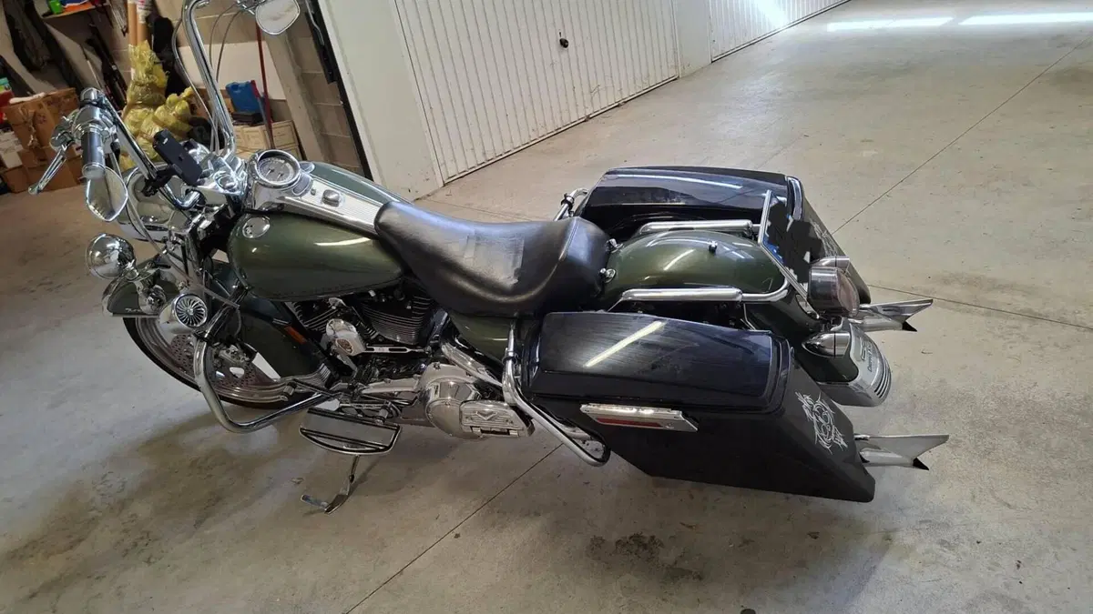 Harley-Davidson 1450 Road King Classic (2006 - 07) - FLHRCI  (3)