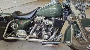 Harley-Davidson 1450 Road King Classic (2006 - 07) - FLHRCI 