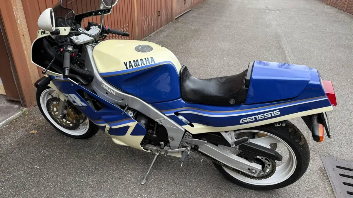 Yamaha   (2)
