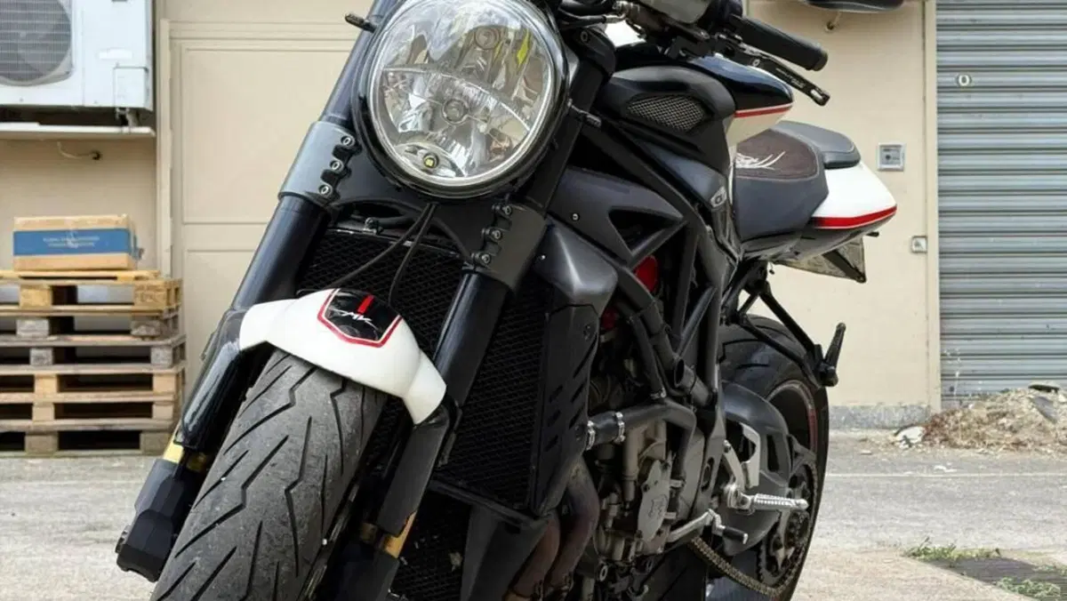 MV Agusta Brutale 910 R (2006 - 11) 