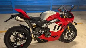 Ducati Panigale V4 R (2023 - 24)  (2)