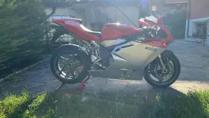 MV Agusta F4 750 S 1+1 (2000 - 02)  (6)