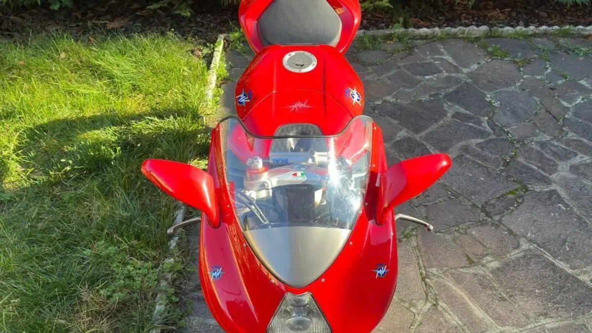 MV Agusta F4 750 S 1+1 (2000 - 02)  (7)