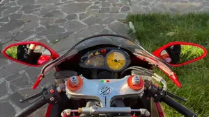 MV Agusta F4 750 S 1+1 (2000 - 02)  (9)