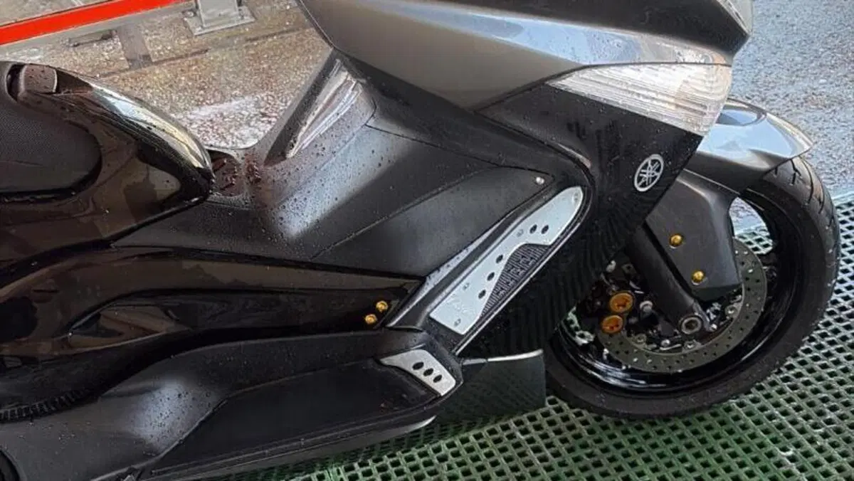 Yamaha T-Max 500 (2008 - 12)  (4)