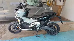 Honda X-ADV 750 DCT Gravel (2021 - 24)  (3)