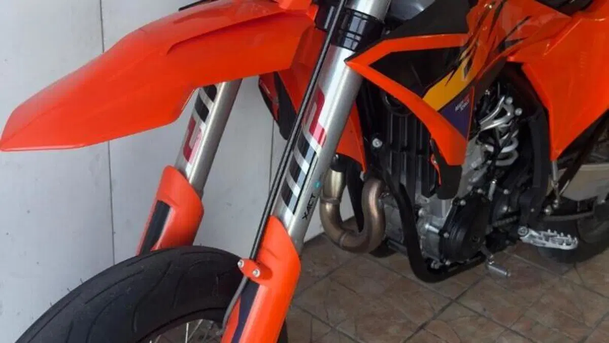 KTM 450 SMR (2026)  (2)