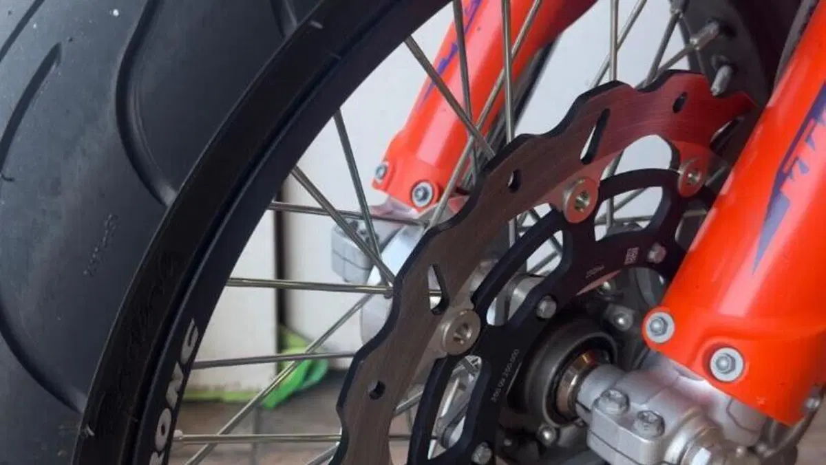 KTM 450 SMR (2026)  (10)