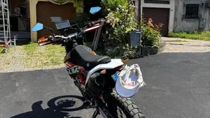 KTM 690 Enduro R (2012 - 17)  (4)