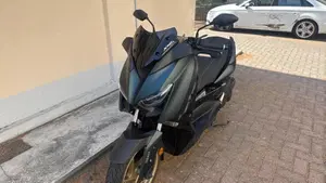 Yamaha X-Max 125 Tech Max (2021 - 24) 