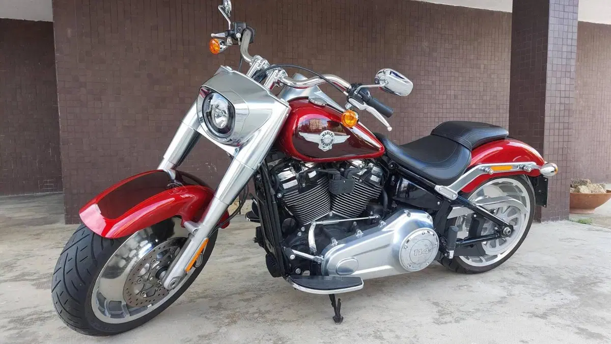 Harley-Davidson 114 Fat Boy (2018 - 20) - FLFBS 