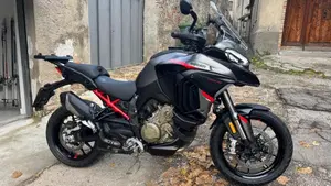 Ducati Multistrada V4 S Grand Tour (2024)  (3)