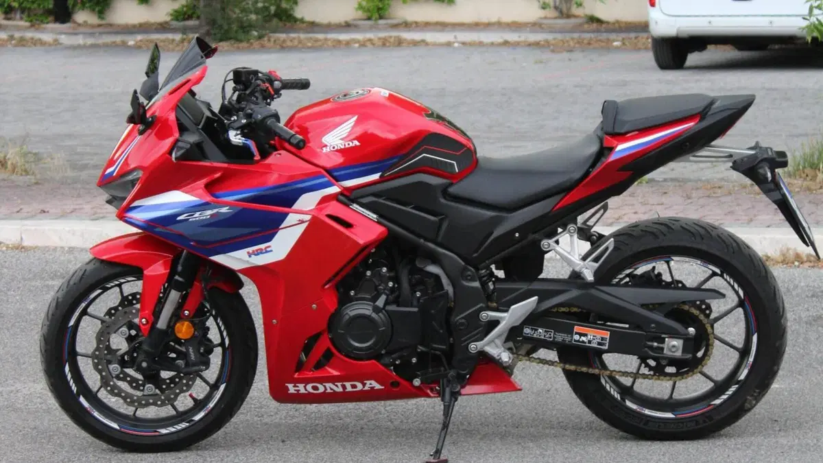 Honda CBR 500 R (2024 - 25)  (2)