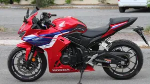Honda CBR 500 R (2024 - 25)  (2)