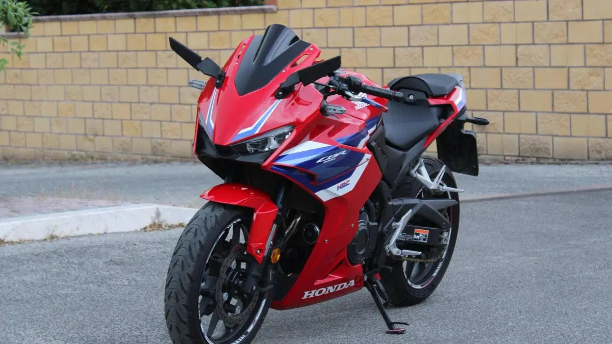Honda CBR 500 R (2024 - 25)  (3)