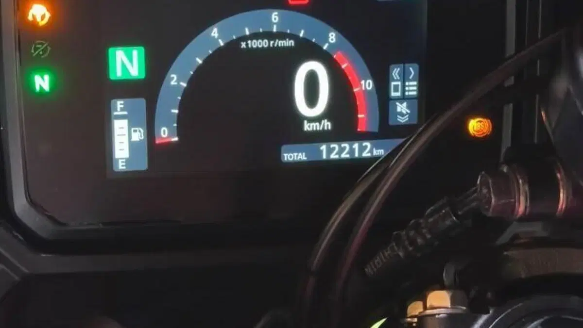 Honda CBR 500 R (2024 - 25)  (7)