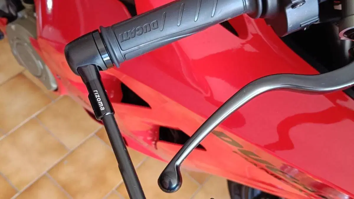 Ducati Panigale V4 (2022 - 24)  (6)