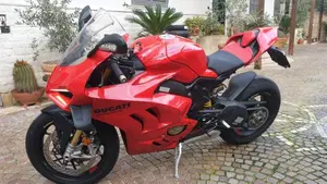 Ducati Panigale V4 S (2022 - 24)  (2)