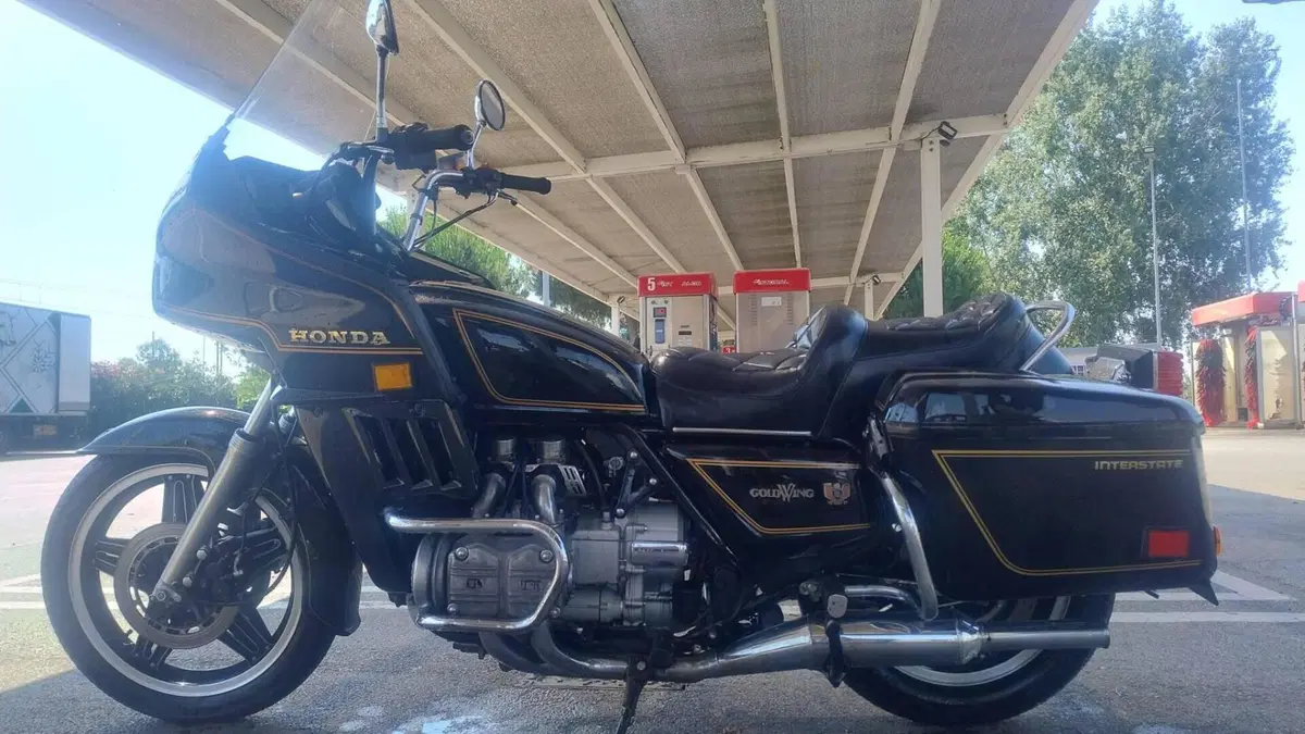 Honda GL 1100 Gold Wing (1980 - 83)  (2)