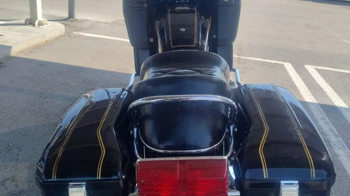 Honda GL 1100 Gold Wing (1980 - 83)  (4)