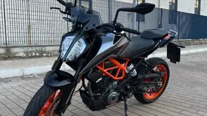 KTM 390 Duke (2021 - 23)  (3)