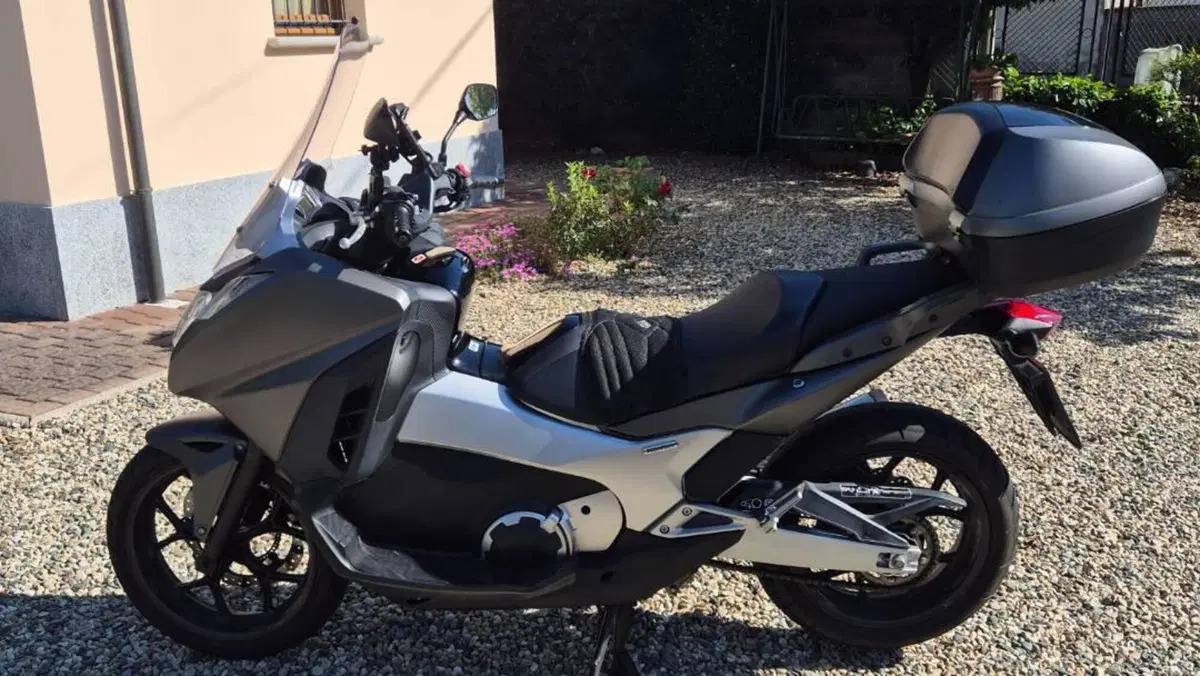 Honda Integra 750 DCT ABS (2014 - 15)  (6)