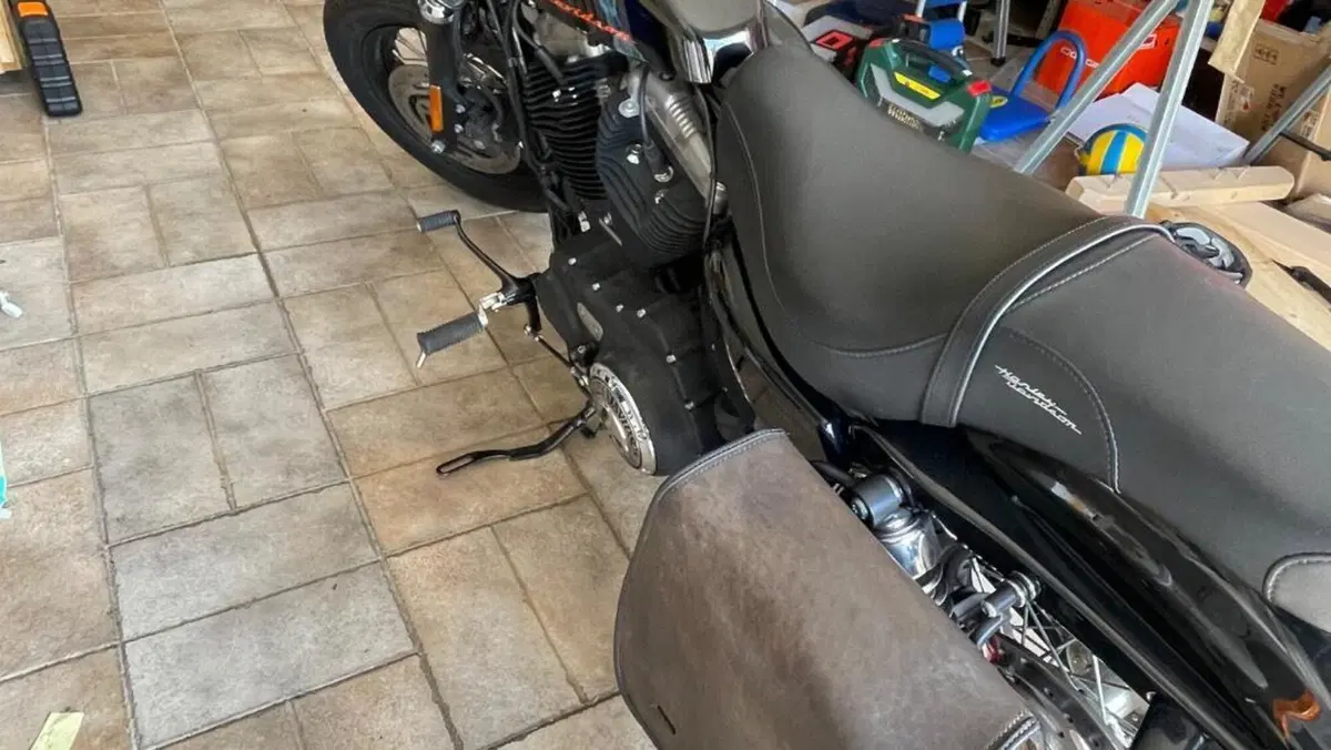 Harley-Davidson 1200 Forty-Eight (2010 - 15)  (8)