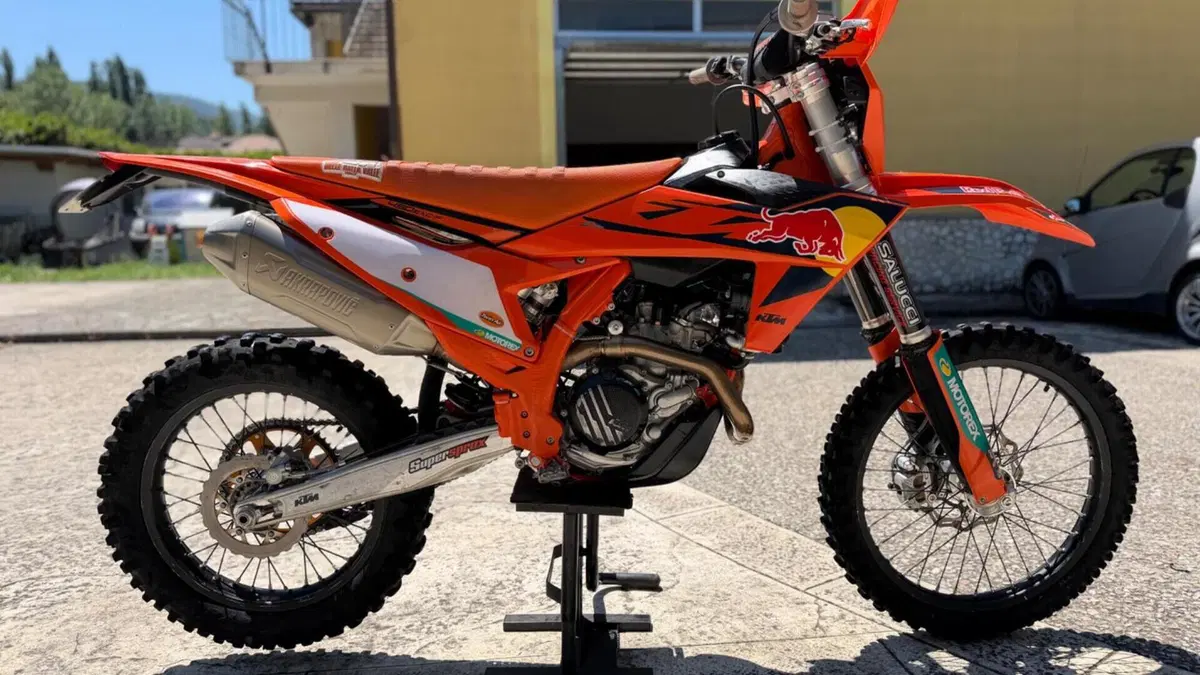 KTM 450 EXC-F Champion Edition (2025)  (2)
