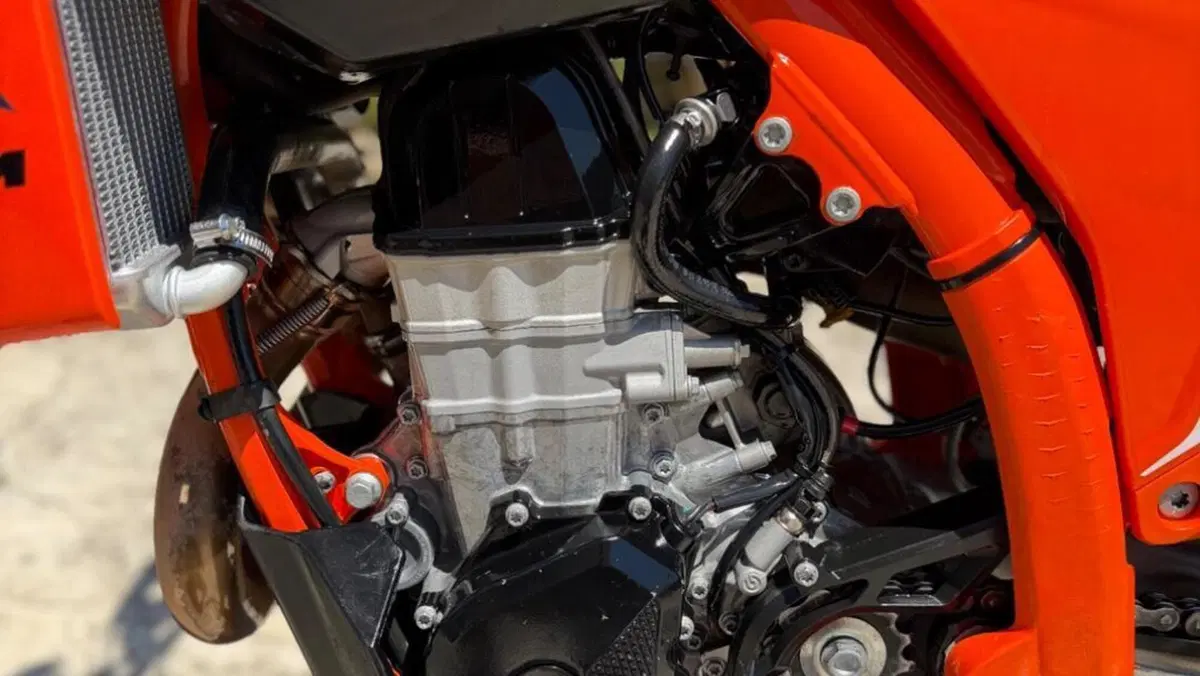 KTM 450 EXC-F Champion Edition (2025)  (3)