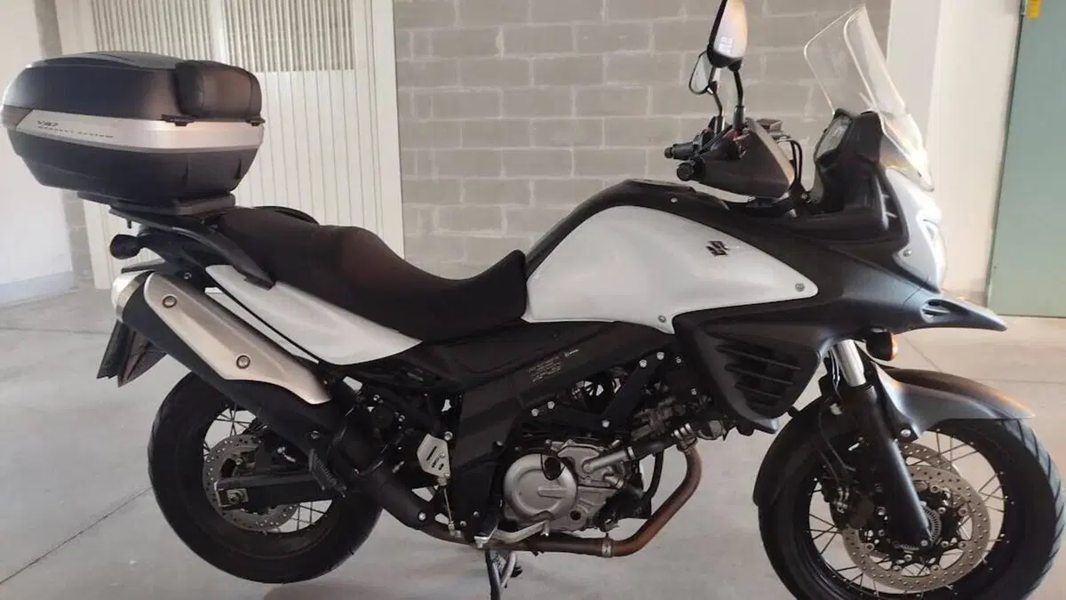 Suzuki V-Strom 650XT ABS (2015 - 17)  (3)