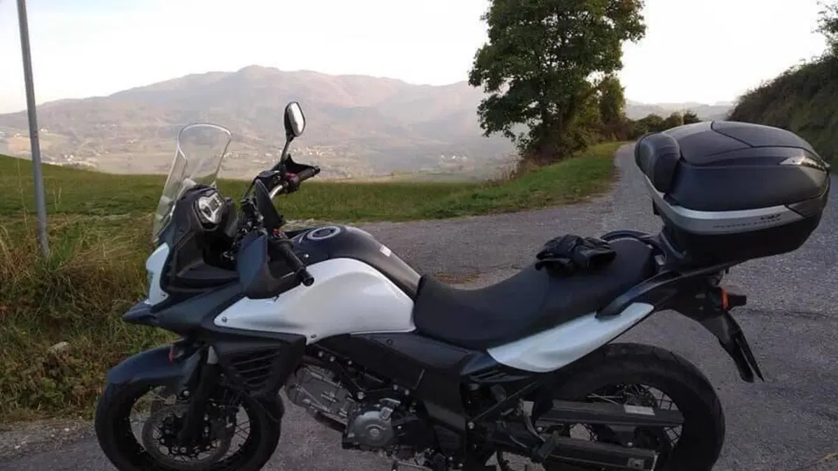 Suzuki V-Strom 650XT ABS (2015 - 17)  (8)