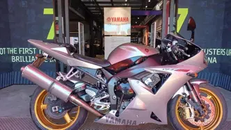 Yamaha YZF R1 (2002 - 03) usata