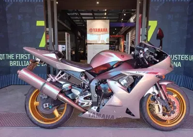 Yamaha YZF R1 (2002 - 03) - Annuncio 10046673